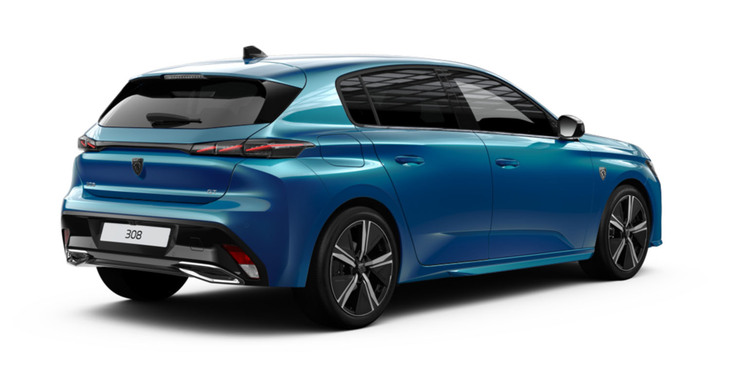 ボディーカラーが「オブセッションブルー」の「308 GTハイブリッド」。以下、（ ）内はボディーカラーの名称。