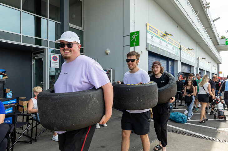 キミら家帰ったらオカンに怒られるで（ボクは経験者）。