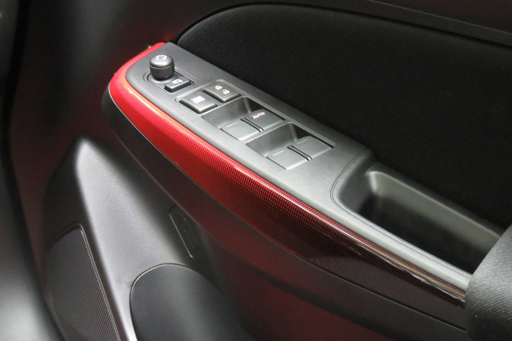 スズキ・スイフトスポーツ（ドアコンソール）