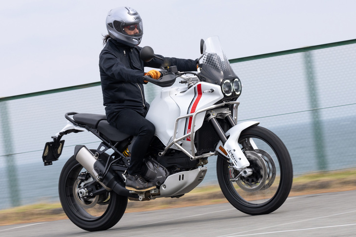 ドゥカティ・デザートX