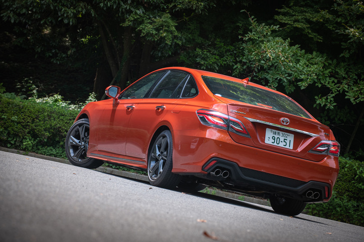 ラインナップはスポーティーなキャラクターのRS仕様とその他の仕様とに分かれており、外観上も前後バンパーやホイールのデザイン、リアスポイラーの有無などで差別化されている。