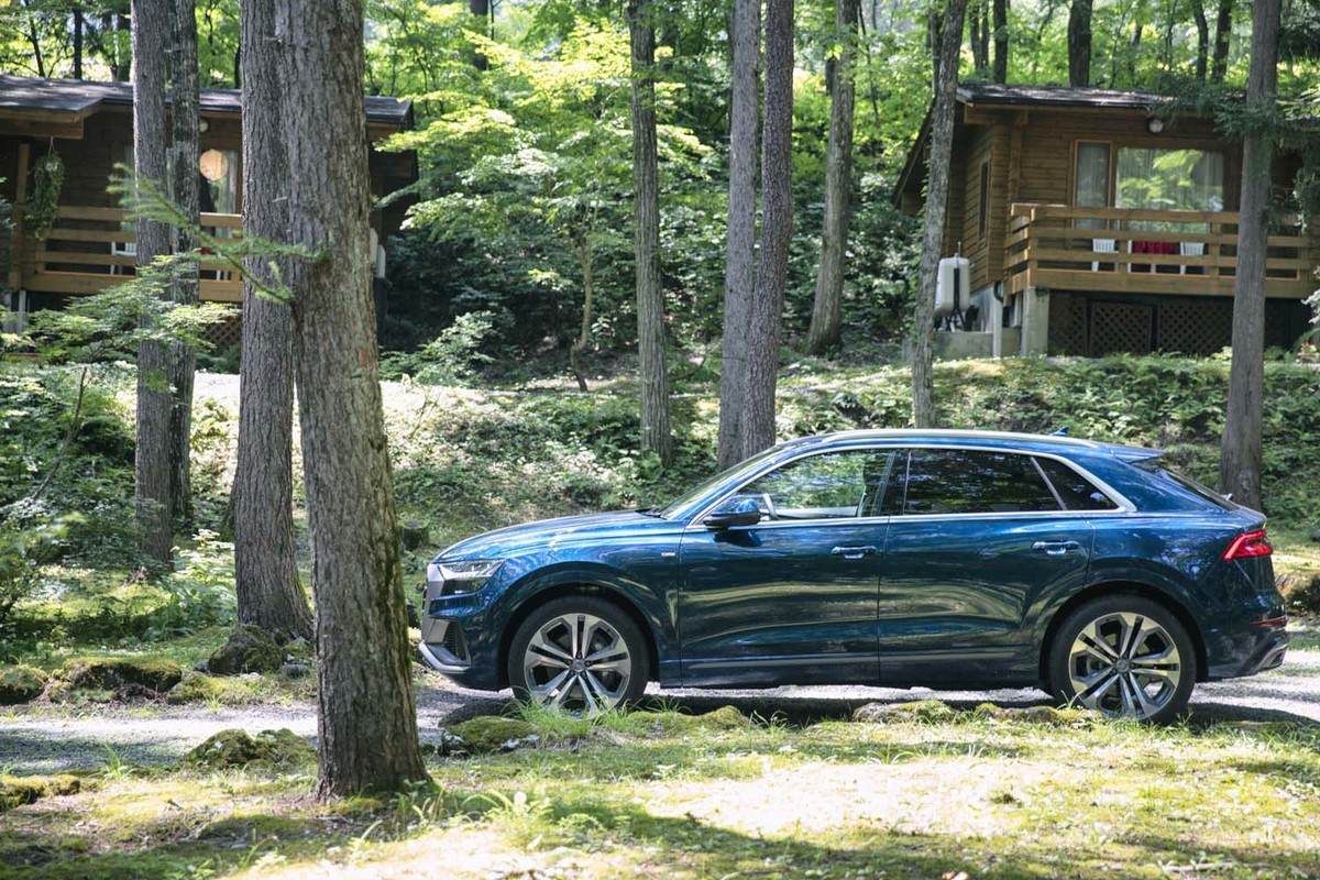 舗 アウディ Sq8 55 Tfsi クワトロ Suv Audi ロゴ ジェットブラックレザー キーホルダー 01 Lacistitis Es