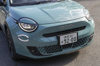 フィアットでは2番目のBEVとして国内導入された「600e」。正しくは「セイチェントイー」だが、見たままに読んでも問題はないだろう。