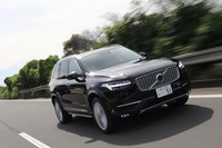今回はボルボ車用のコンピューターチューン「ポールスターパフォーマンスソフトウエア」をテストした。webCGチームに割り当てられたクルマは「XC90 D5 AWDインスクリプション」（写真）と「V60クロスカントリーT5 AWDプロ」の2車種。