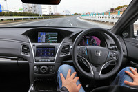 レベル3の自動運転機能「トラフィックジャムパイロット」が注目を集めている「ホンダセンシングエリート」だが、レベル2のハンズオフ走行機能も非常に優れている。