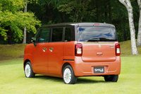 若いユーザーへの訴求に、ライバルに対する逆転の一手……と、「ワゴンRスマイル」はスズキのさまざまな思惑が込められたクルマなのだ。