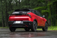 ボディー後端をスパッと切り落としたコーダトロンカ調のスタイリングが特徴だ。