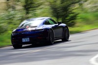 
	公表されている欧州複合サイクルの燃費値は約11.1km/リッター。今回の試乗では約590km走行し、参考燃費値は満タン法で9.6km/リッター、車載燃費計で9.0km/リッターとなった。燃料タンク容量は67リッター。
	