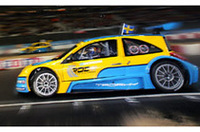 個人戦、0.002秒という僅差でコバライネンを抑えたエクストローム（手前）。