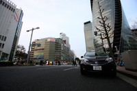 名古屋駅前にて記念撮影。もちろんこの際の時間と燃費もスコアに含まれる。