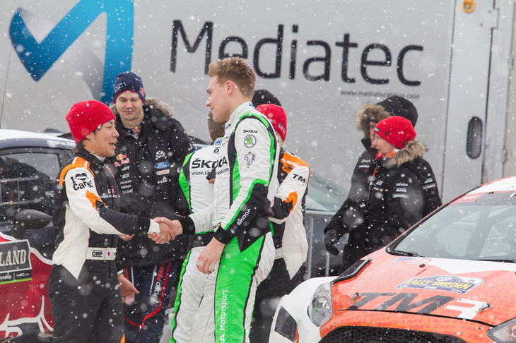 地元スウェーデンのポンタス・ティデマンド選手との一騎打ちを制しての優勝だった。