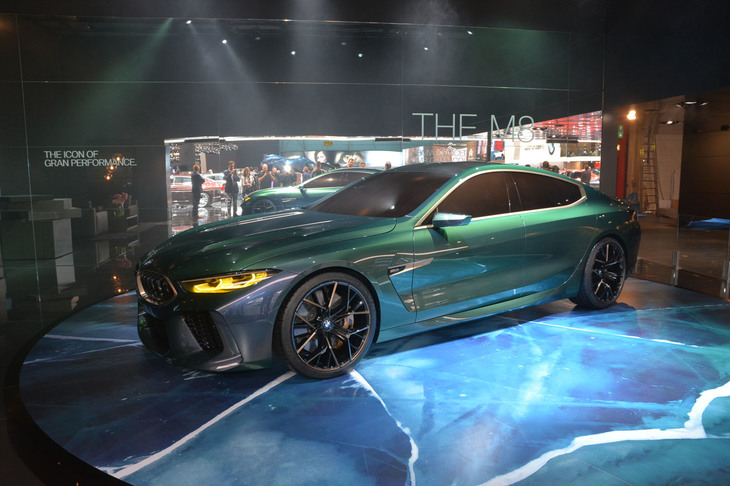 「BMWコンセプトM8グランクーペ」