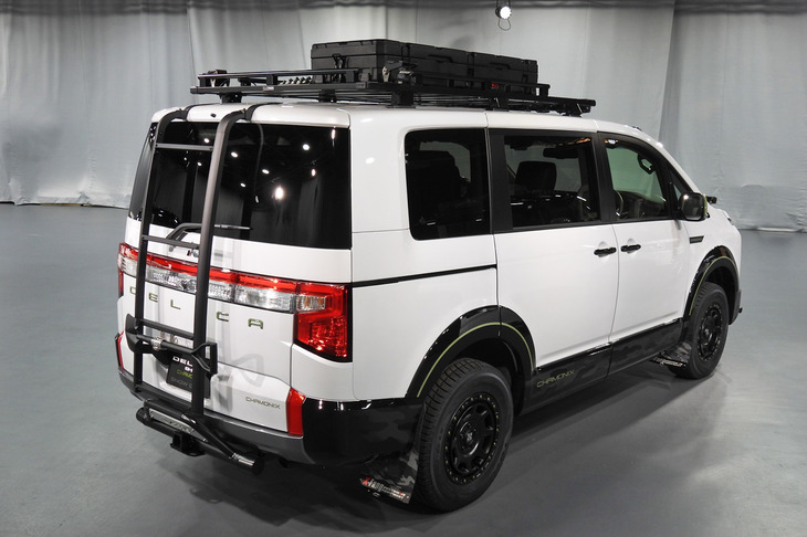 三菱デリカD：5 CHAMONIX SNOW GEAR（エクステリア）