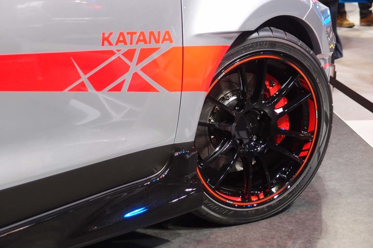 スズキ・スイフトスポーツ カタナエディション