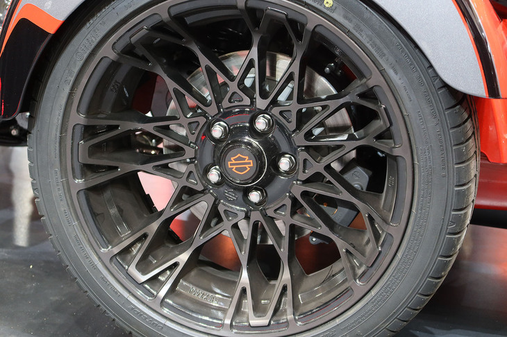 ハーレーダビッドソンCVOストリートグライド3リミテッド