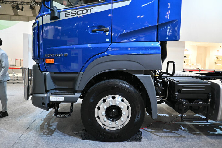 UDトラックス・クエスター