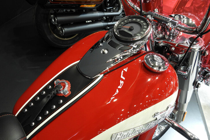 ハーレーダビッドソン・ハイドラグライド リバイバル