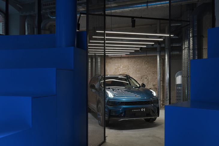 ベルリンにディスプレイされた「リンク＆コー01」