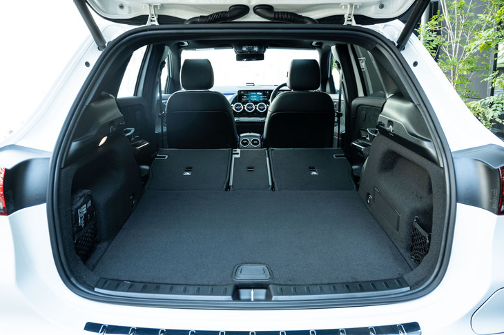 メルセデス・ベンツEQA250（ラゲッジスペース）