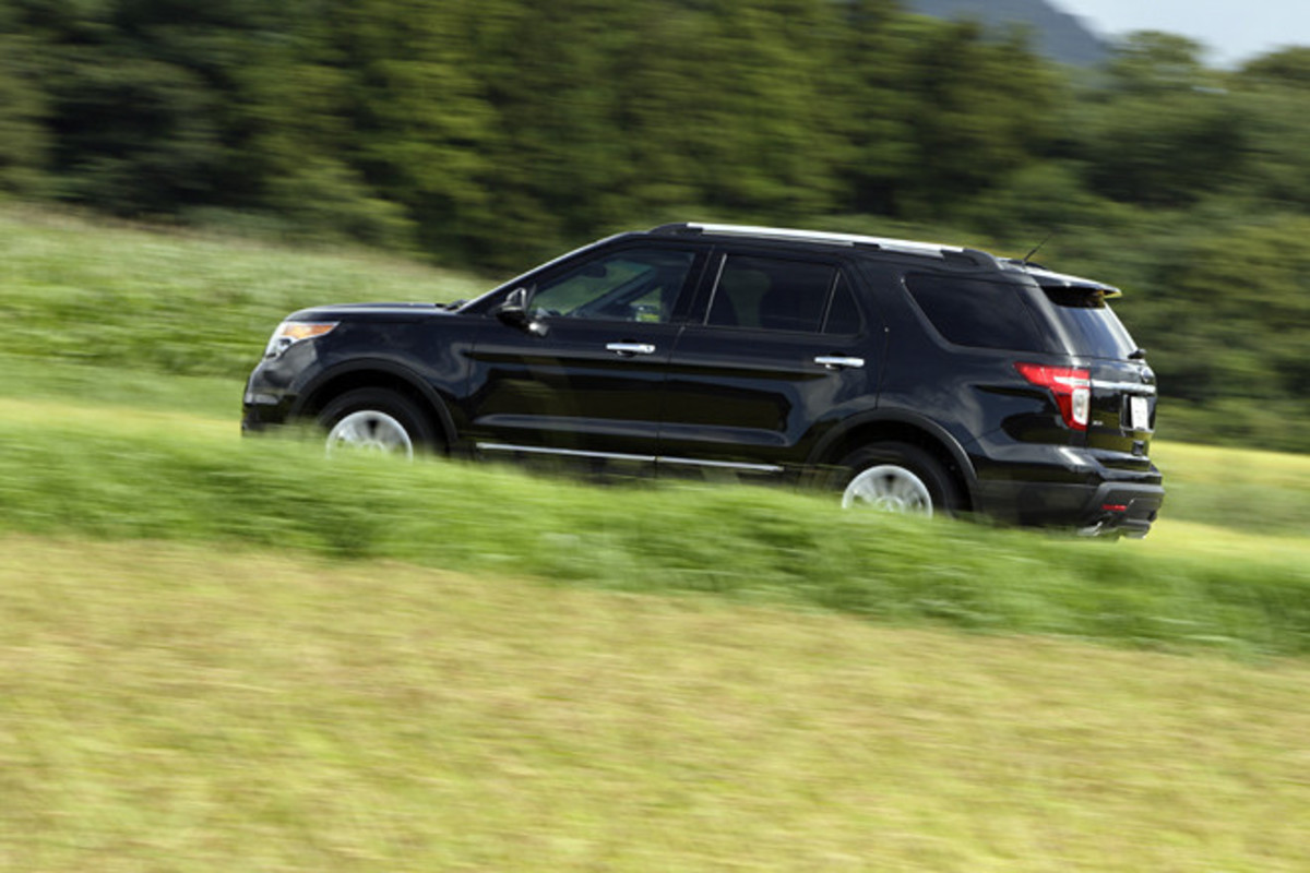 フォード・エクスプローラー XLT（4WD/6AT）【試乗記】 古典を許さぬ