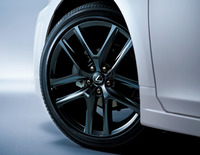 レクサス6車種にブラックが決め手の特別仕様車の画像