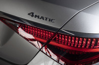 駆動方式は全車共通でフルタイム4WD。今のところFRの設定はない。