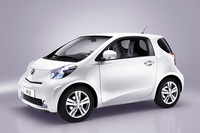 ジュネーブショー08（トヨタiQ／インフィニティFX50）