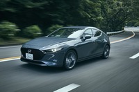 『CAR GRAPHIC』2019年10月号発売新型「マツダ3」の実力は本物か？