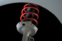 「ステップワゴン モデューロX」が採用する専用サスペンション。