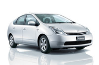 2代目「トヨタ・プリウス」、189万円で販売継続