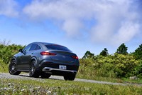 ボディーカラーは、試乗車の「セレナイトグレー」を含む全10色がラインナップされる。