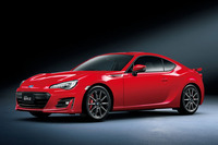 スバル、走行性能を強化した「BRZ」を発表