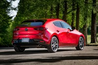 第571回：スイッチの押し心地も“新世代”に!?「マツダ3」に込められたマニアックすぎるこだわり