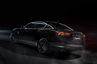 「ギブリ オペラネラ」は、ボディー上部がソリッドブラック、ボディー下部がマットブラック仕上げとなるエクステリアカラーが特徴。