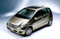 一番ちいさいベンツ「Aクラス」フルモデルチェンジ