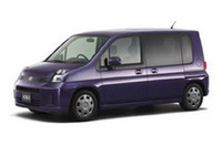 「ホンダ・モビリオ」マイナーチェンジ、スポーティーグレード追加の画像