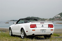 フォード・マスタングV8 GTコンバーチブル プレミアム（FR/5AT）／クーペ プレミアム（FR/5AT）【試乗速報】の画像