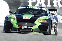 2010年のルマン24時間耐久レースに参戦するジャガーのワークスマシン「XKR GT2」。