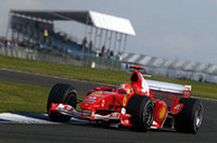 F1第11戦イギリスGP、シューマッハー通算80勝目をマークの画像