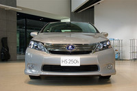 レクサス「HS250h」発売を前に4カ月待ち？の画像