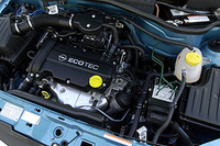 オペル・ヴィータスポーツ（5MT-オートマチックモード付）【試乗記】の画像