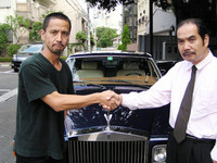 シルバースピリットIIは、ロールス＆ベントレー専門店の『くるま道楽』さんで購入。ご主人はこのヒト、涌井さん。かなりのクルマバカなんで今度またご紹介いたします。