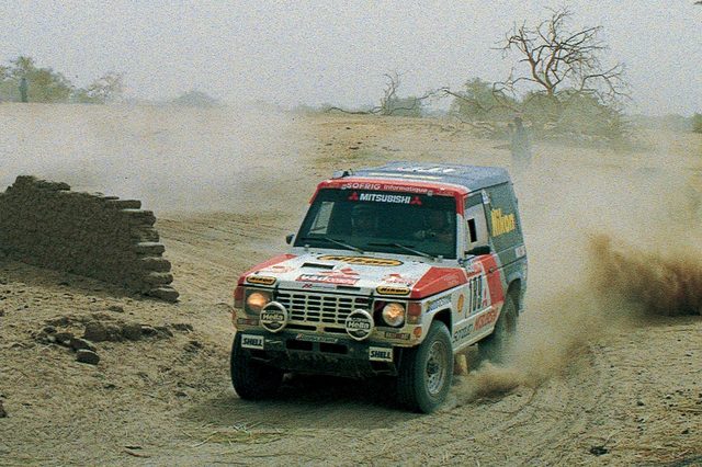 ☆商談中☆5264 ノレブ 1982年 三菱パジェロ 4WDオフロード車