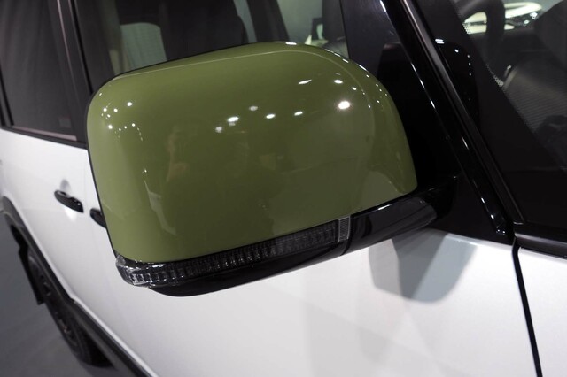 三菱デリカD：5 CHAMONIX SNOW GEAR（シャモニースノーギア） 内装  