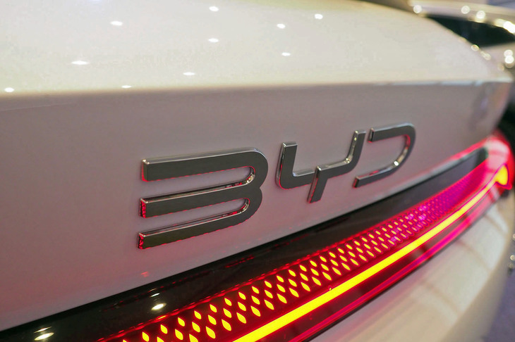 BYDシーライオン6（リアエンブレム）