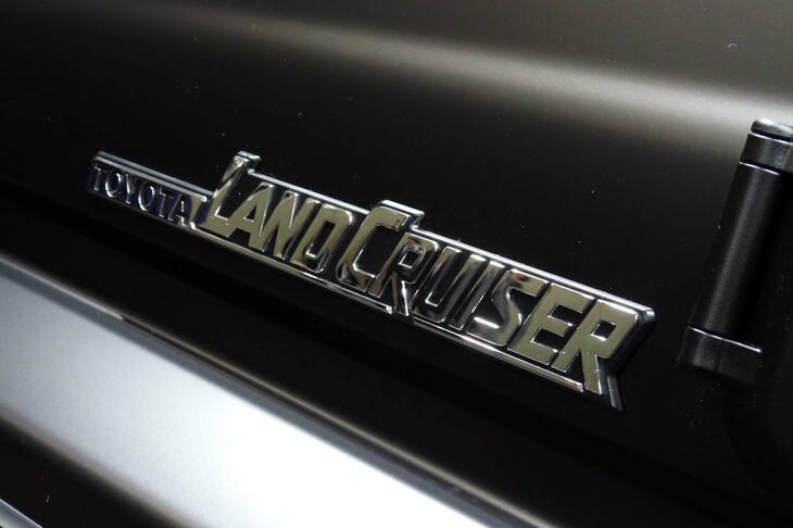 ランクルBASEカスタム「ブラッククルーザー70」