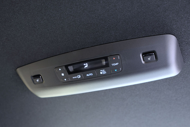 ホンダ・ステップワゴンe：HEVスパーダ プレミアムライン（後席用空調）