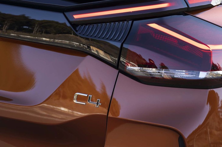 シトロエンC4シャインBlueHDi