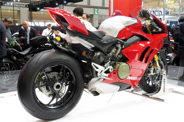 ドゥカティ・パニガーレV4 R