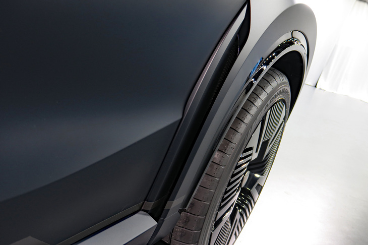 三菱ヴィジョン ラリーアート コンセプト（フロントフェンダー）